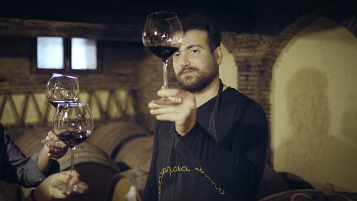 ¿Realmente sirve de algo airear el vino antes de probarlo?
