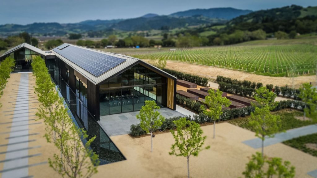 En California, Bodega Silver Oak, Sustentable, Energía solar