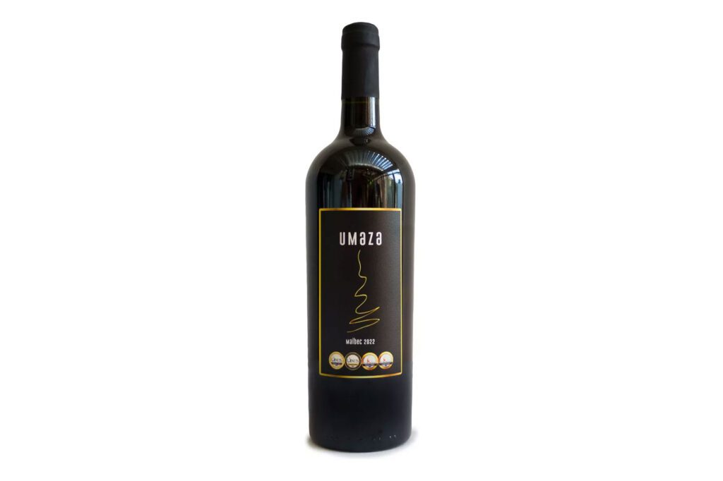 Botella de vino Umasa, Malbec 2022, de la Universidad Juan Agustín Masa