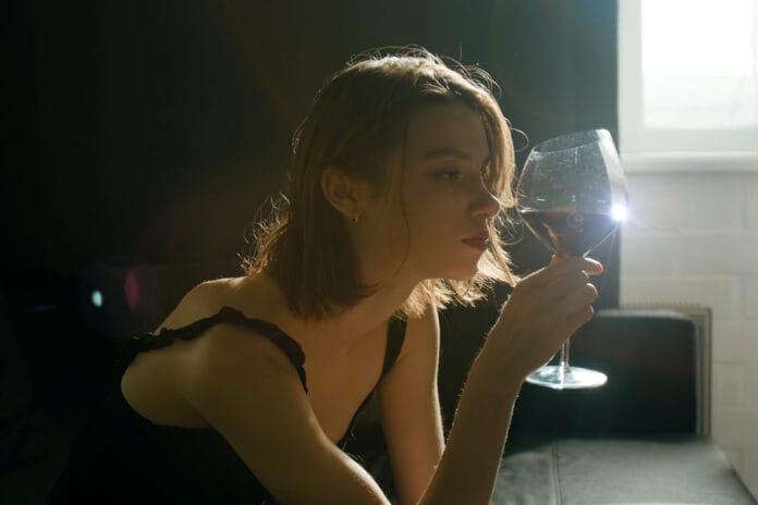 El arte de mirar el vino: aprende los secretos del legendario Emile Peynaud