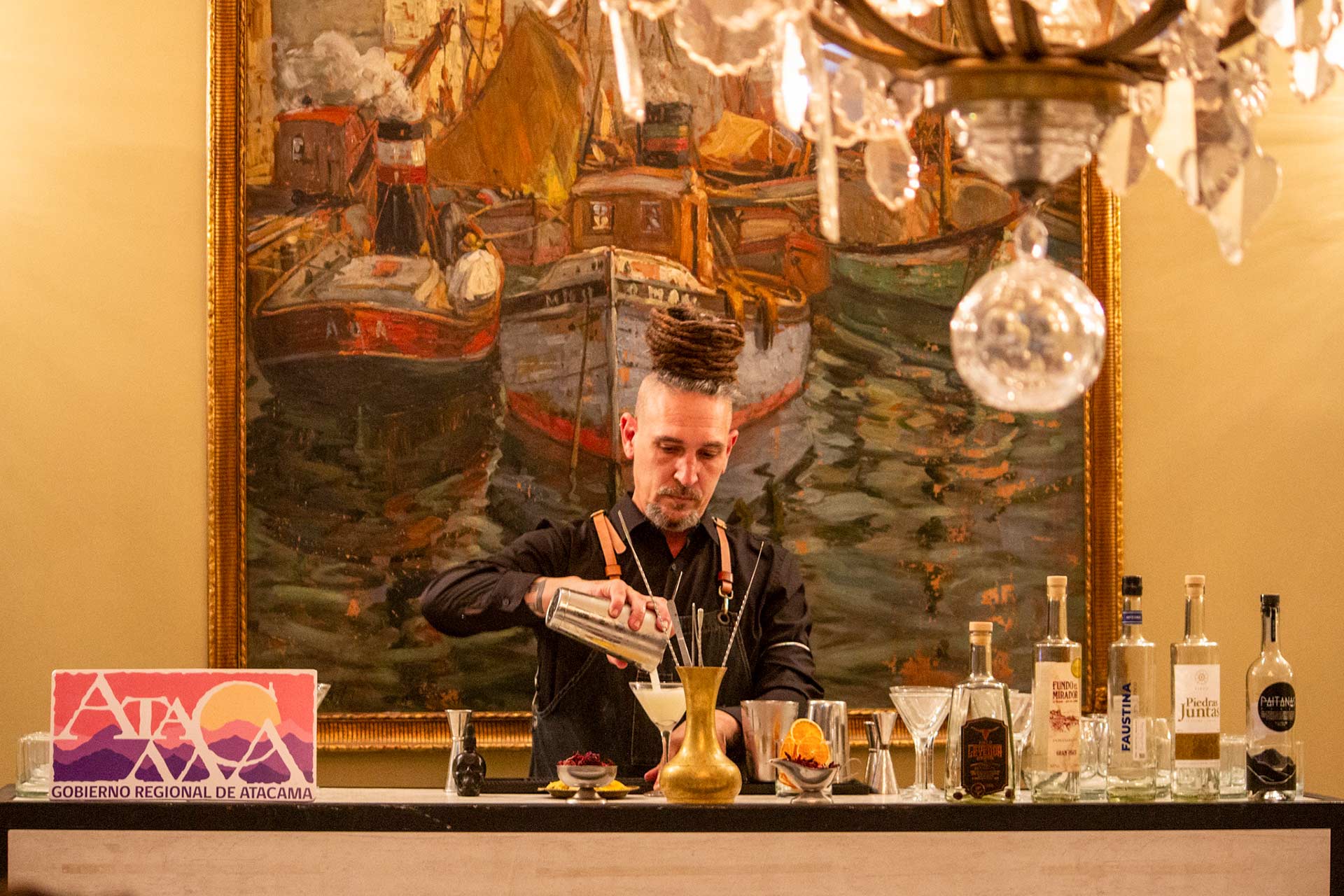 Preparación de un Pisco Sour Chileno