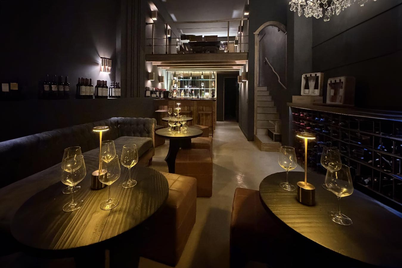 Rizzuri Wines en Palermo, interior